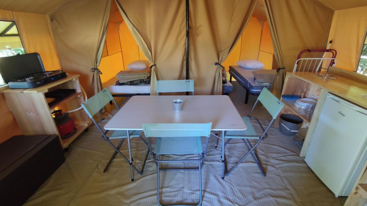 Camping Onlycamp Le Port Saint-Benoît-sur-Loire Esterno foto